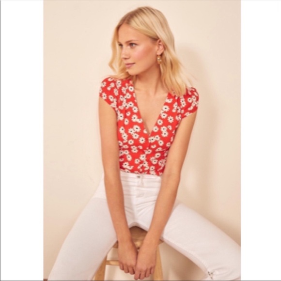 Reformation Bella Oopsie Daisy Red V-Neck Button - Picture 14 of 14